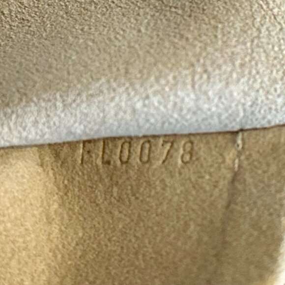 Louis Vuitton Galliera PM Monogram Shoulder Bag - Picture 3 of 16